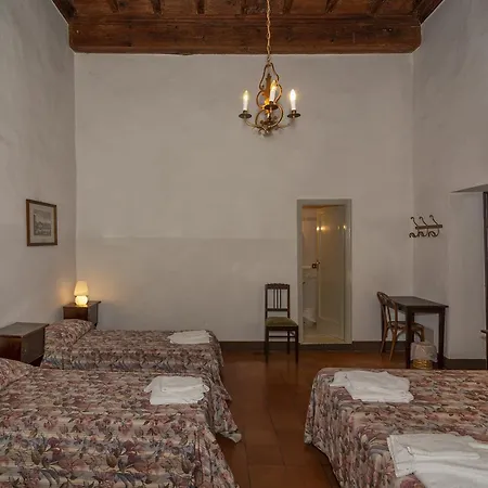 Casa Diocesana Di מלון דירות